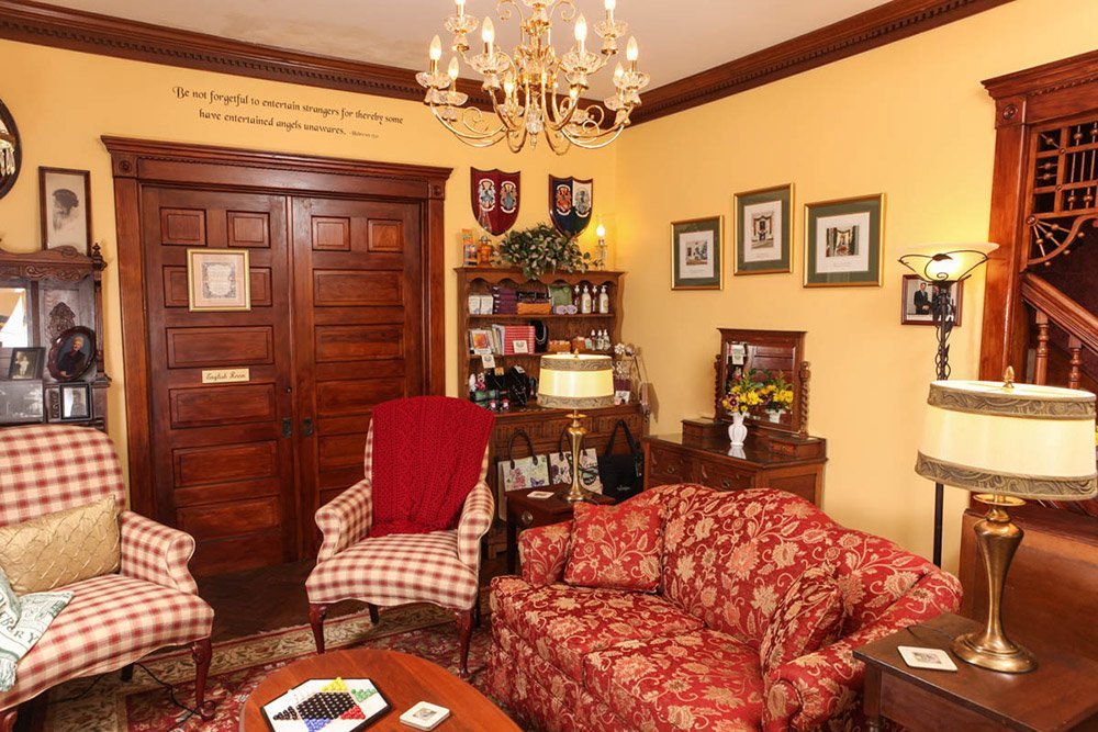 Photo Gallery Bed and Breakfast in Indiana Country Victorian Bed